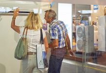 Neuentwicklungen und mögliche Trends lassen die Besucher der Fachmesse Bauen & Modernisieren Jahr für Jahr aufs Neue stauen. Foto: Adrian Ehrbar