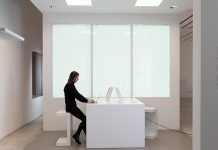 Zumtobel setzt mit seinen innovativen LED-Lichtlösungen auf die neueste Drahtlostechnologie LiFi. Foto: Zumtobel