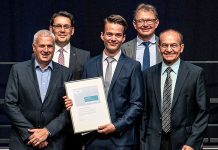 Aron Dimitri Schmied gewinnt mit einem neuem Ansatz bei der Partikeltrennung den regionalen Siemens Excellence Award. Foto: zvg