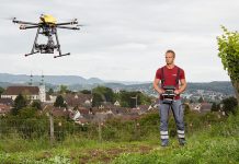 Digitales Scannen der Umwelt mit Drohnen: Eine Drohne scannt die Umwelt mittels 3D-Laser und übermittelt präzise digitale Vermessungsdaten direkt in die Cloud. Foto: Jermann Ingenieure + Geometer AG