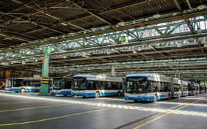 Die Siemens-Ladeinfrastruktur für die neuen e-Busse der VBZ wird im Untergeschoss der Busgarage Hardau installiert und soll Anfang 2022 in Betrieb genommen werden. Foto: Siemens