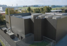 CKW Fiber Services baut DataCenter Das neue Datacenter von CKW Fiber Services wird rundum mit Solarpanels bestückt. Der produzierte Strom wird vollumfänglich für den Betrieb des Datacenters verwendet. Visualisierung: CKW