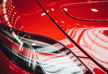 Die Karosserie von Elektroautos wird zum Stromspeicher. Foto: Markus Spiske / Unsplash