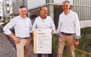 Robert Minovsky, Minergie (links), Walter Schmid, Umwelt Arena (Mitte), Rene Schmid, Architekt.