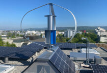 Hybrides Wind-Solar-Kleinkraftwerk. Foto Beat Buehler