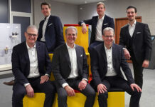 NeoVac Führungskräfte der 2. und 3. Generation (vorn, v. l.): Rudolf Lanter (COO), Patrik Lanter (CEO), Roman Stadler (CFO) mit den neuen GL-Mitgliedern (hinten, v. l.) Marc Stadler, Ralph Stadler, Chris Lanter. Foto: zvg