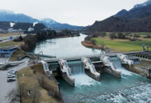 Wasserkraftwerk produziert künftig grünen Wasserstoff Nach Erteilung der Baubewilligung am 23. Januar 2023 haben die Bauarbeiten der 2.5 MW-Wasserstoffproduktionsanlage begonnen. Foto: Axpo