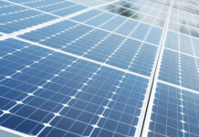 Flickenteppich bremst Solarausbau Ob sich eine Solaranlage auf dem Hausdach lohnt, hängt in der Schweiz stark von der lokalen Vergütung des Solarstroms und vom Strompreis ab. Foto: AdobeStock