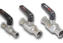 Aschl hat neue Presskugelhähne aus Edelstahl für die Trinkwasser-Hausinstallation, für Kühl- & Heizsysteme sowie für entölte Druckluft im Sortiment. Foto: ASCHL