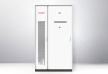 Markteinführung des ersten Outdoor-Batteriespeichers von neoom. Foto: zvg