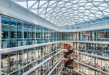 Eingangshalle Gebäude BSS. Foto: ETH Zürich / Alessandro Della Bella