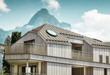 Die moderne Wohnanlage in Liebwylen, Schwyz, hat eine Aluminium-Dachlandschaft auf höchstem Niveau erhalten. Foto: Prefa/Croce & Wir