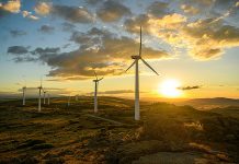 Die Modellrechnungen der Forschenden zeigen, dass 80 Prozent mehr Kapazität aus Windkraftanlagen, 11 Prozent mehr aus Gaskraftwerken und 10 Prozent mehr aus Solaranlagen erforderlich sind. Foto: Matteo del Piano / Unsplash