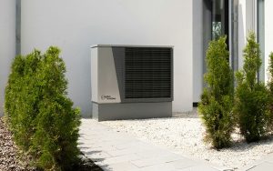 Der Anteil der Gebäude mit einer Wärmepumpe (23%) hat sich seit dem Jahr 2000 verfünffacht. Foto: Alpha Innotec / Unsplash