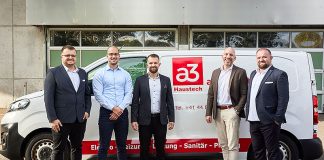 V.l.n.r.: Valdrin Aliti (Vorsitzender der Geschäftsleitung a3 Haustech AG), Andreas Weiss (CFO InstallerGroup Schweiz), Flurim Aliti (Mitglied der Geschäftsleitung a3 Haustech AG), Boris Bischoff (CEO InstallerGroup Schweiz), Korab Haliti (Mitglied der Geschäftsleitung a3 Haustech AG). Foto: InstallerGroup