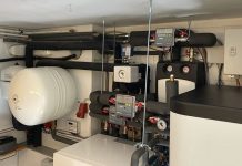 Wärmepumpenanlage und Speicher mit Wärmemengenzählern in der Hydraulik. Foto: Fraunhofer ISE