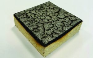 Die Brandprüfung wurde mit einem Kegelkalorimeter am Polytechnikum Turin durchgeführt. Foto: Lorenza Maddalena