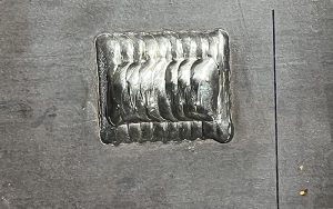Eine präzise optimierte Geometrie macht die Metallverstärkung robuster. Foto: Empa