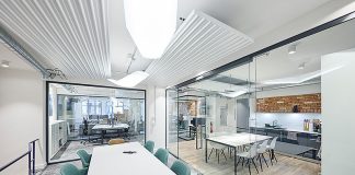 Zehnder Group verbessert im ersten Halbjahr 2026 die Profitabilität Gerade in Bestandsgebäuden mit wenig Wand- und Bodenfläche spielen die Deckenstrahlplatten Zehnder ZFP Urban ihre Stärken aus. Foto: Zehnder Group AG