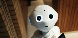 Smart Home: Vom WLAN-Thermostat zum menschenähnlichen Roboter. Foto: Alex Knight/unsplash
