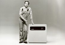 Wärmepumpe: vom Nischenprodukt zur Schlüsseltechnologie Eine der ersten Wärmepumpen von Stiebel Eltron aus den 1970er-Jahren – leistungsstark schon damals, heute deutlich effizienter. Foto: Stiebel Eltron