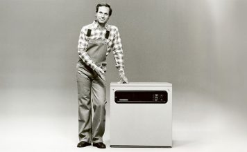 Wärmepumpe: vom Nischenprodukt zur Schlüsseltechnologie Eine der ersten Wärmepumpen von Stiebel Eltron aus den 1970er-Jahren – leistungsstark schon damals, heute deutlich effizienter. Foto: Stiebel Eltron