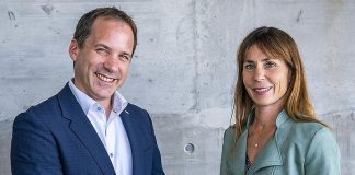 HSLU und CSEM mit neuer Professur für Robotik und KI Vincent Revol (Vizepräsident Industry 4.0 and Life Sciences und Mitglied der Geschäftsleitung von CSEM) und Sarah Hauser (Direktorin Departement Informatik der HSLU). Foto: CSEM