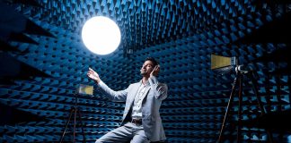 CSEM hilft Start-ups beim Skalieren • CSEM lanciert Start-up Elevate, ein neues Programm, das Schweizer Deep-Tech-Start-ups dabei unterstützt, entscheidende technologische Hürden auf dem Weg vom Prototyp zur industriellen Anwendung zu überwinden. Foto: CSEM/Guillaume Perret