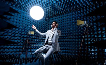 • CSEM lanciert Start-up Elevate, ein neues Programm, das Schweizer Deep-Tech-Start-ups dabei unterstützt, entscheidende technologische Hürden auf dem Weg vom Prototyp zur industriellen Anwendung zu überwinden. Foto: CSEM/Guillaume Perret