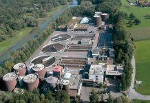 Wenig Mikroplastik aus Kläranlagen Der grösste Teil des Mikroplastiks im Abwasser wird in den Kläranlagen zurückgehalten und mit dem Klärschlamm verbrannt. Nur ein kleiner Teil gelangt aus den Kläranlagen in die Gewässer. Foto: Eawag