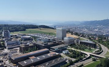 Visualisierung des geplanten HWS auf dem Campus Hönggerberg. Der rund 80 Meter hohe Neu-bau wird künftig das Departement Informatik, die ETH-Bibliothek sowie Lehr- und öffentliche Nut-zungen beherbergen. ETH Zürich/Losinger Marazzi AG