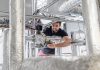 Prüfstand zur Untersuchung dampferzeugender Wärmepumpen für Prozesstemperaturen von 160 Grad am Fraunhofer ISE. Foto: Fraunhofer ISE/Michael Spiegelhalter